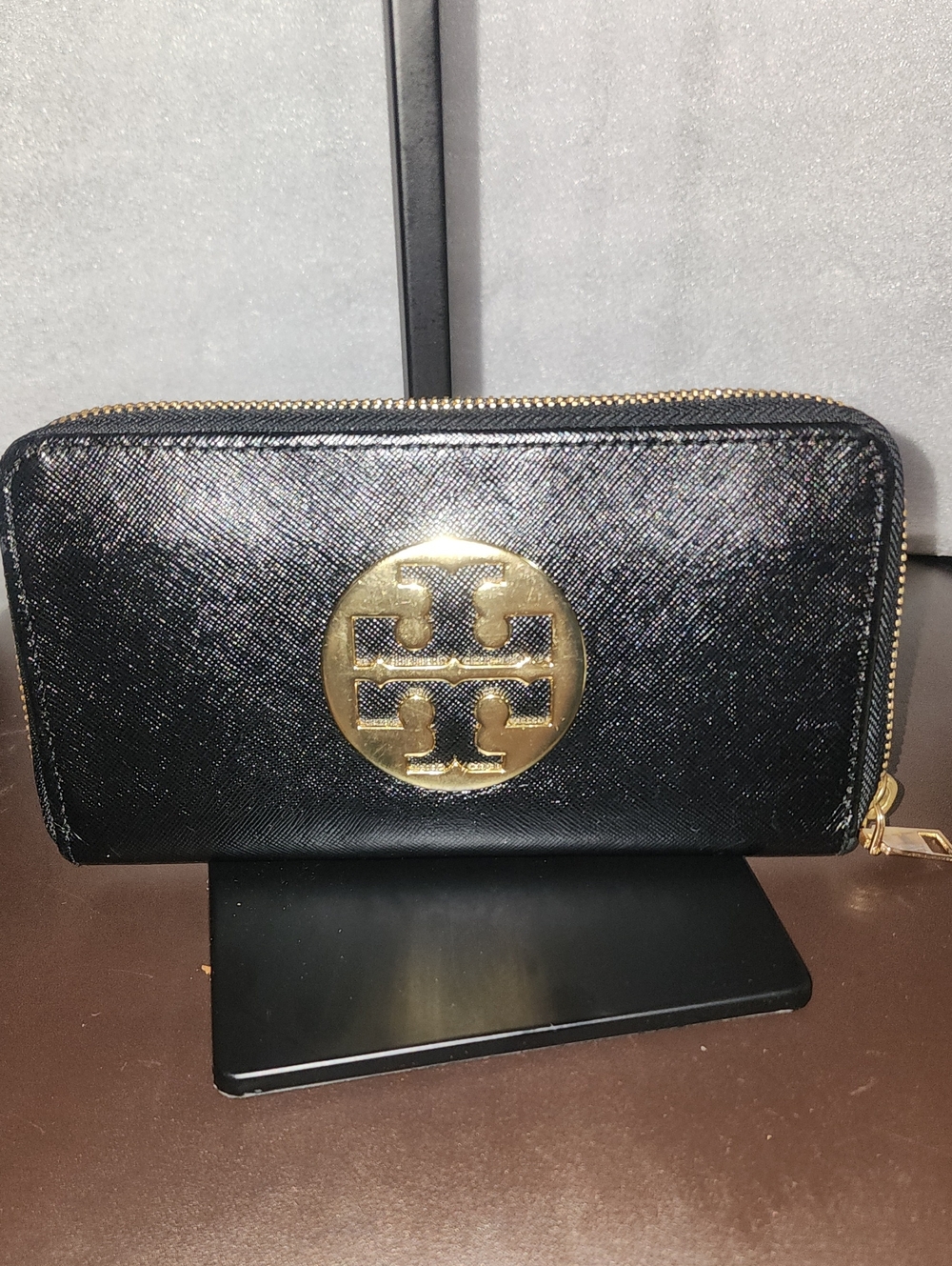Tory Burch Saffiano Wallet with Lg Double-T Emblem Euc